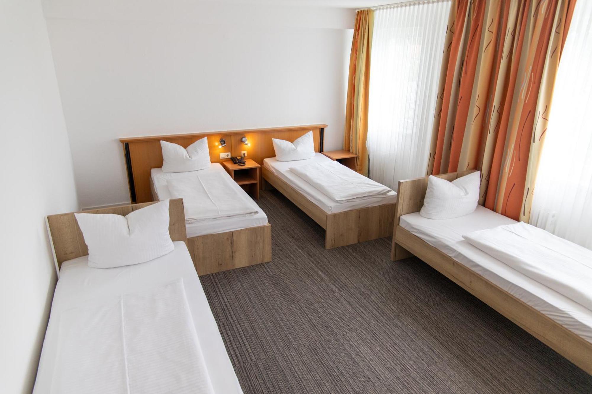 Hotel Am Suedtor Backnang Eksteriør bilde